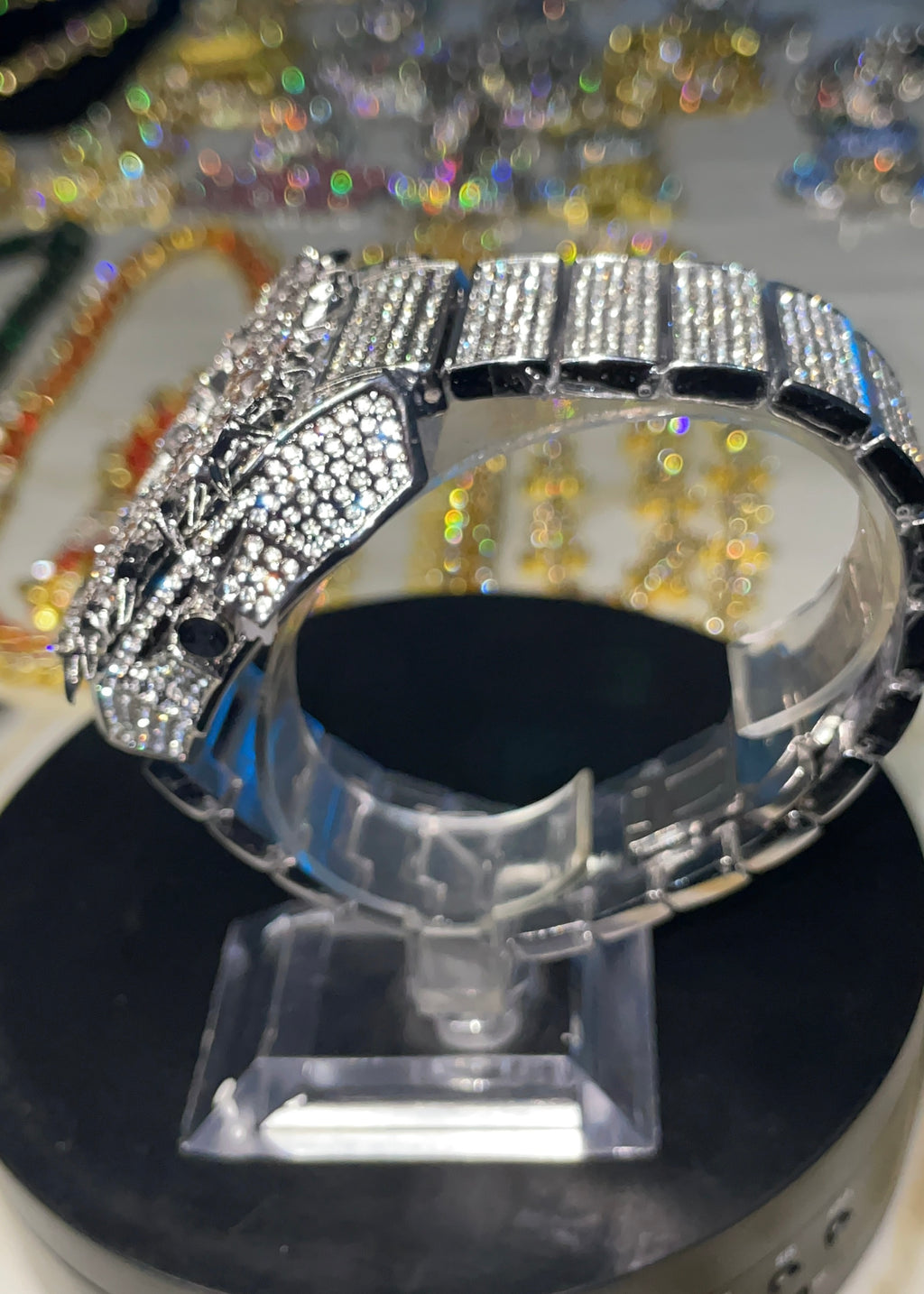 RELOJ CORONA DE ESPINAS CUADRADO