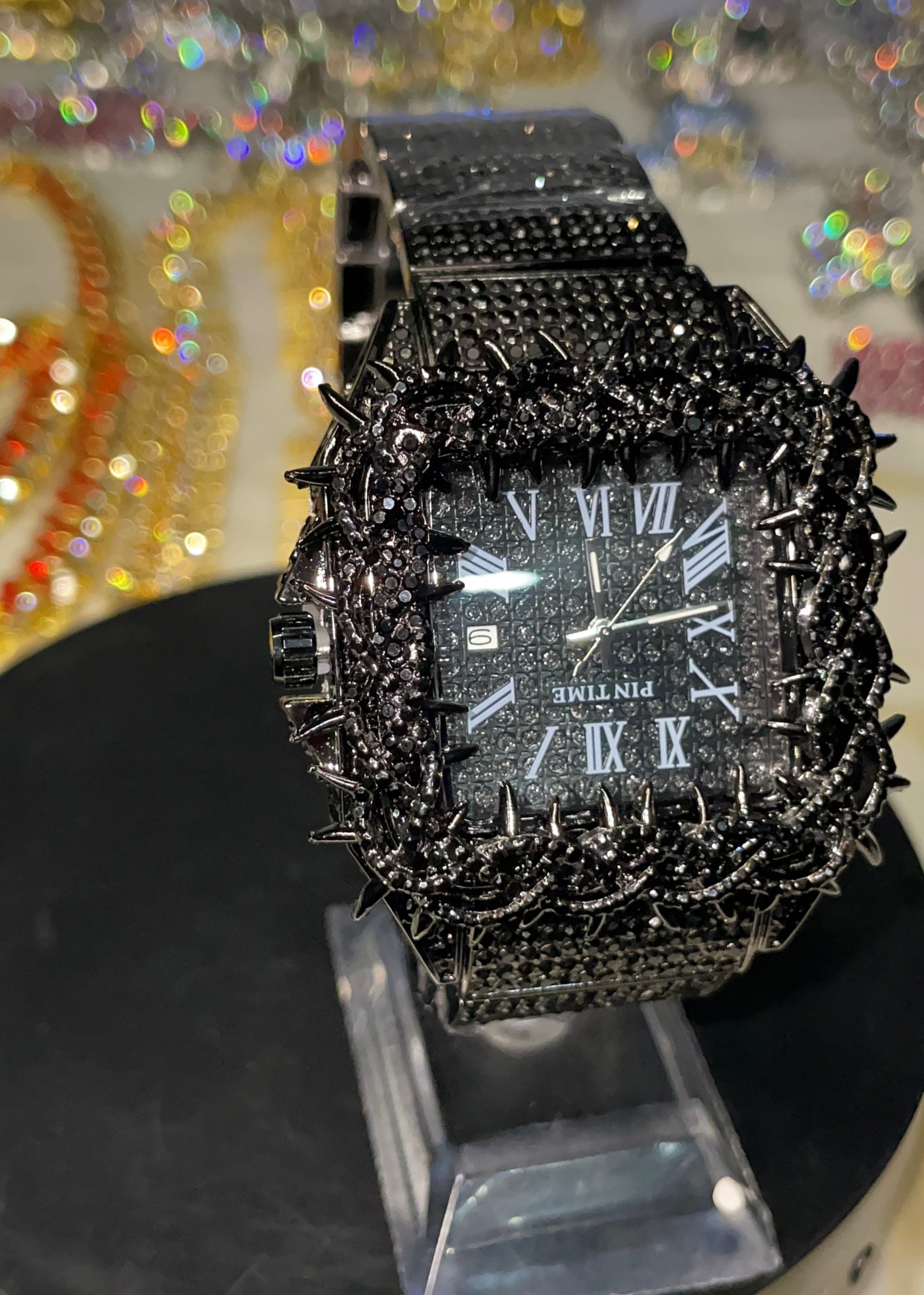 RELOJ CORONA DE ESPINAS CUADRADO